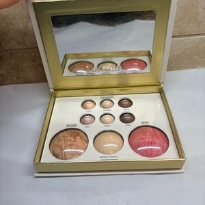 Laura Geller Blush and Highlight Palette with Pink and Cream Shades